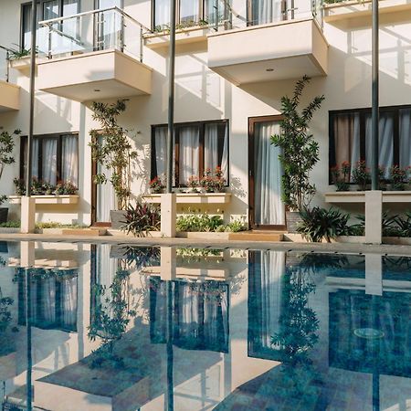 Anugrah Hotel Sukabumi Exterior photo