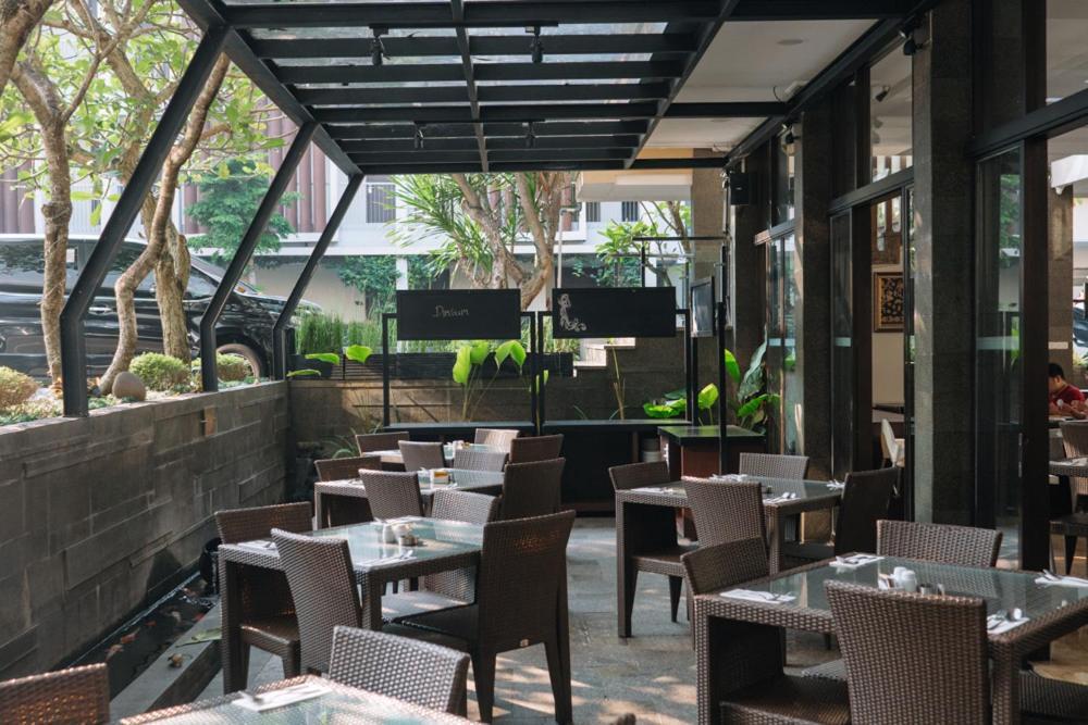 Anugrah Hotel Sukabumi Exterior photo