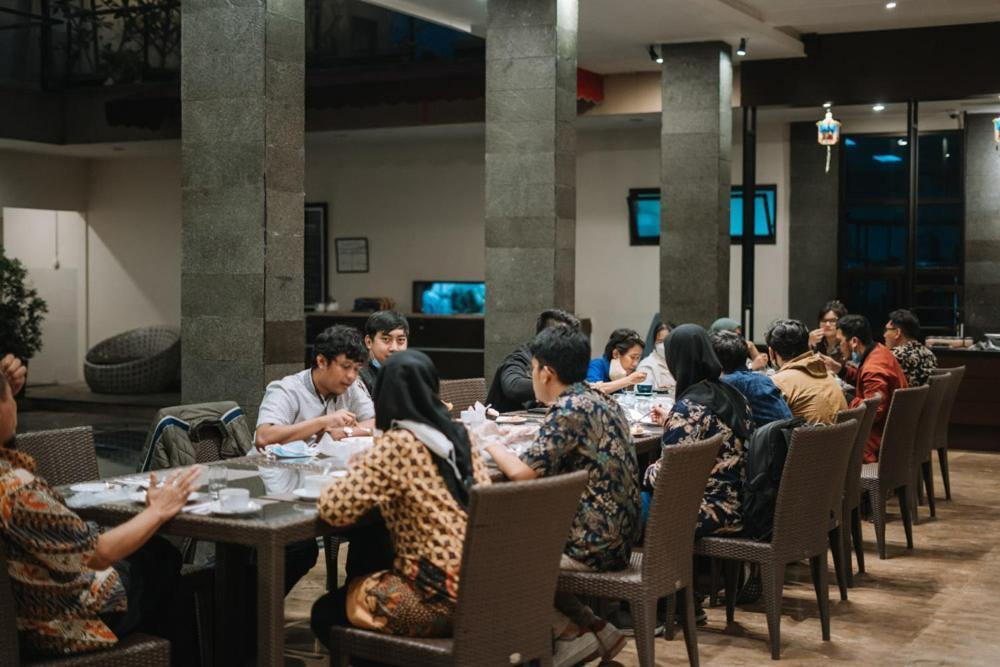 Anugrah Hotel Sukabumi Exterior photo