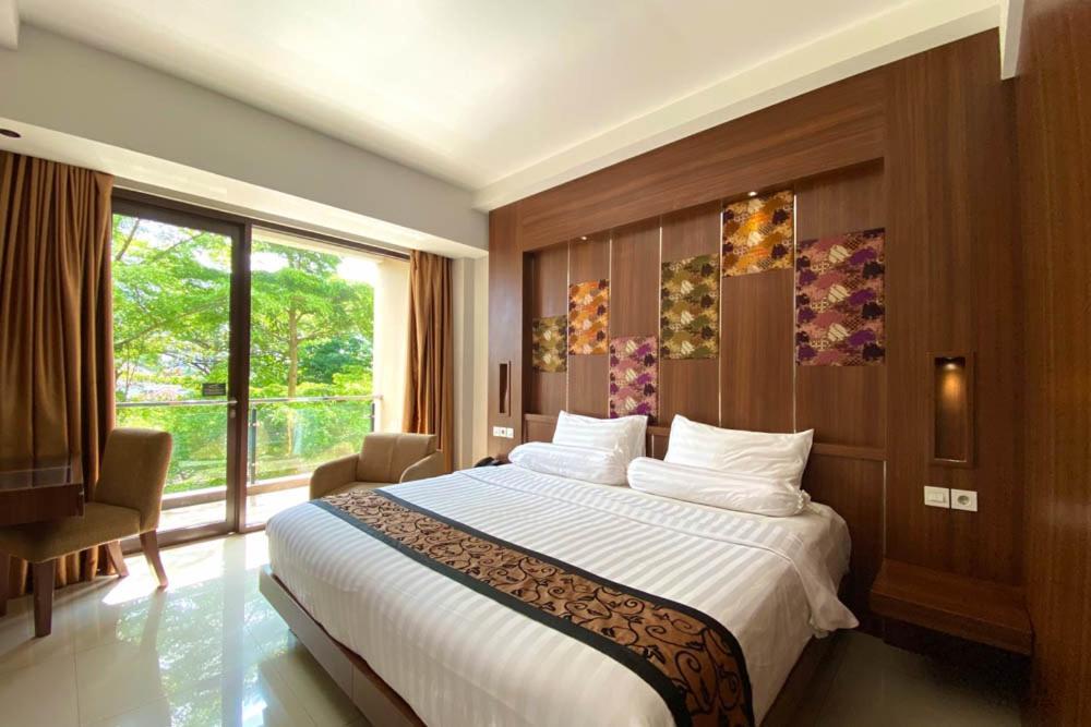 Anugrah Hotel Sukabumi Exterior photo